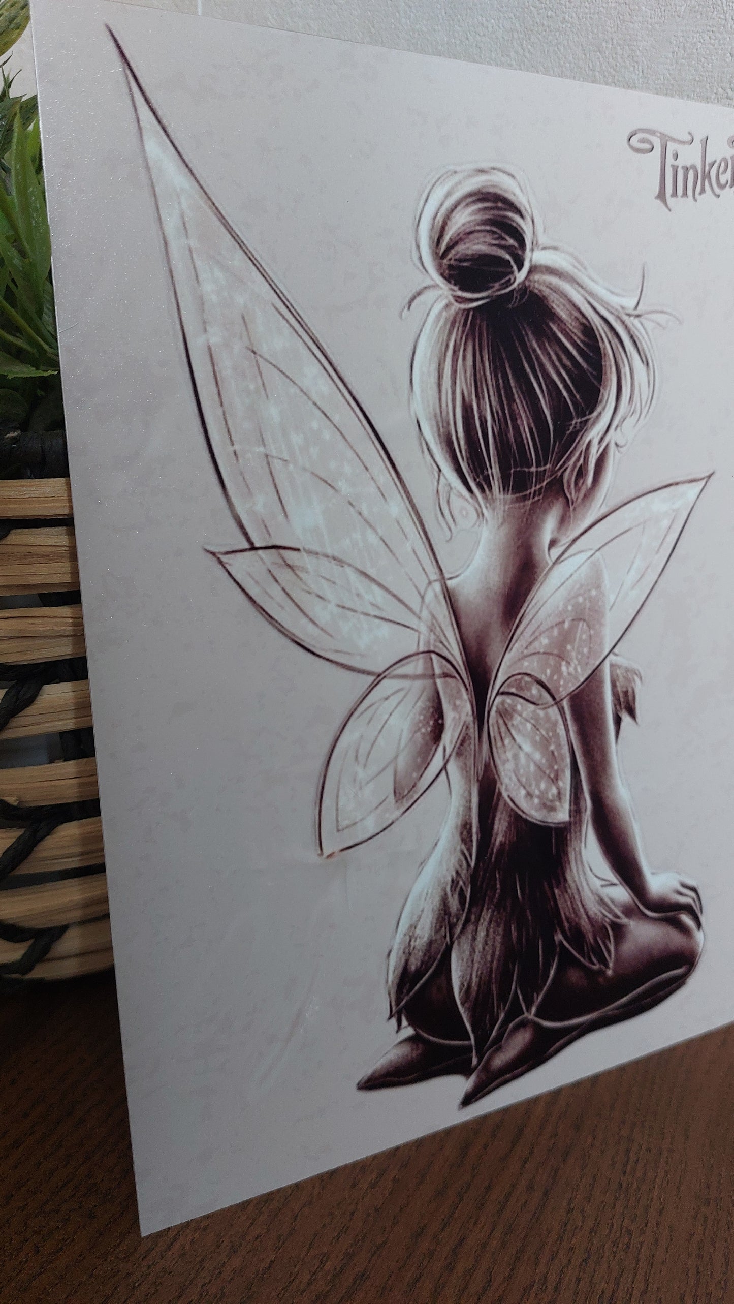Plaque décorative en métal – Fée rêveuse dessin artistique