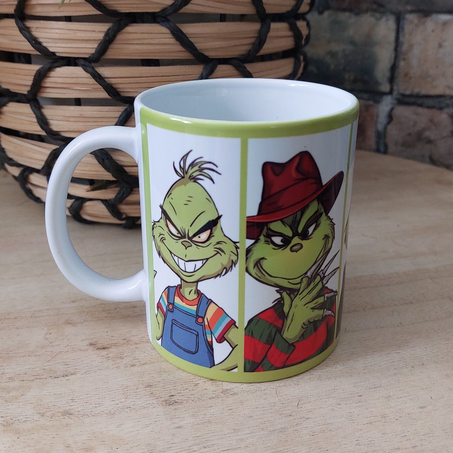 Mug Original – Personnage Vert Version Horreur – Cadeau Geek & Humour Noir