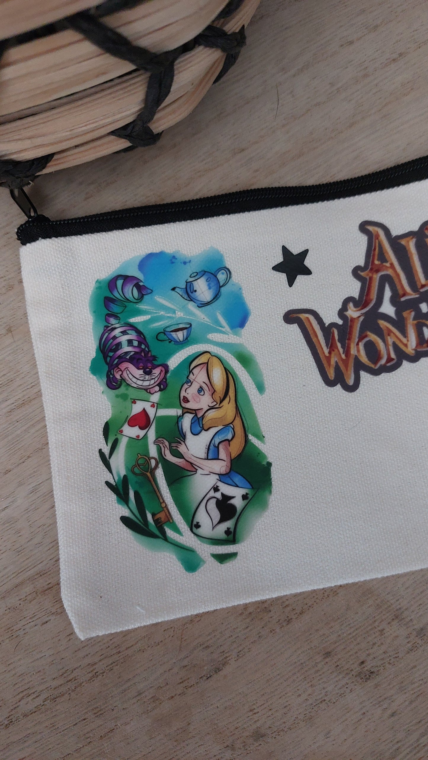rousse Monde Fantastique – Illustration Féérique – Pochette Zip