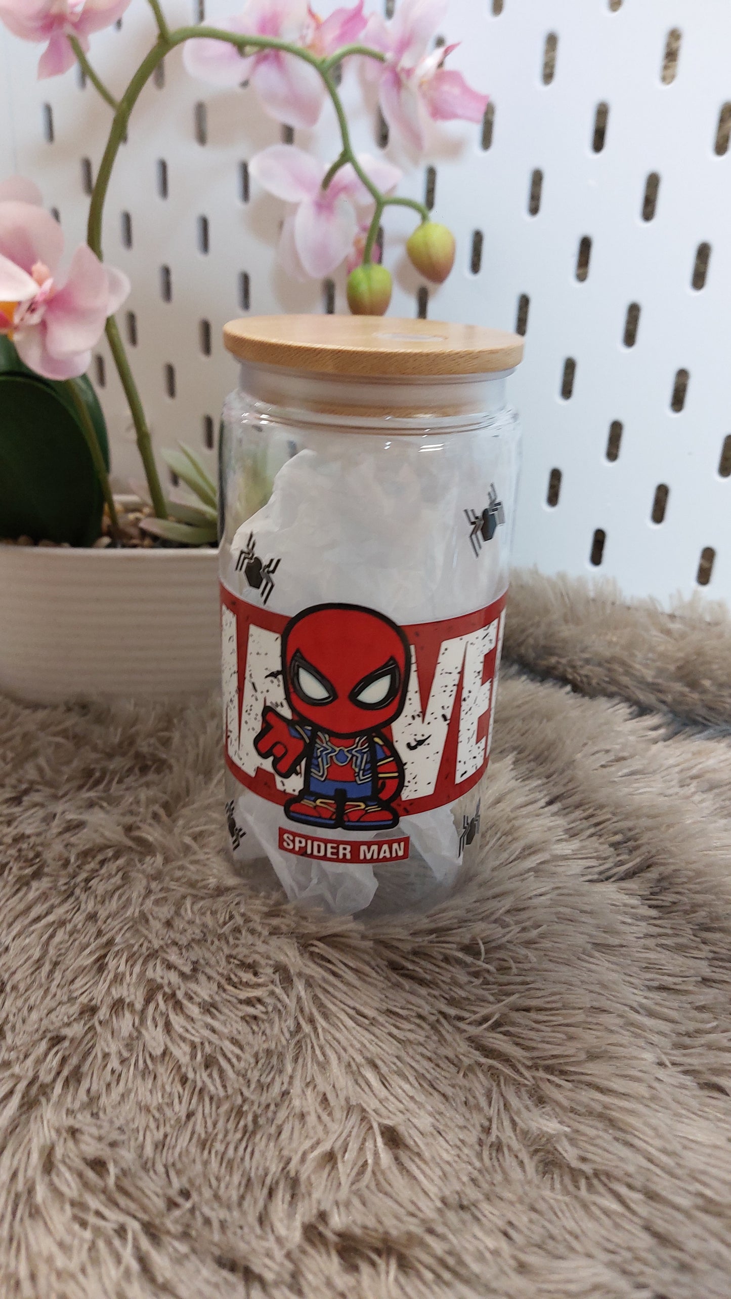 Gobelet super-héros araignée – édition urbaine & dynamique 🕷️🔥