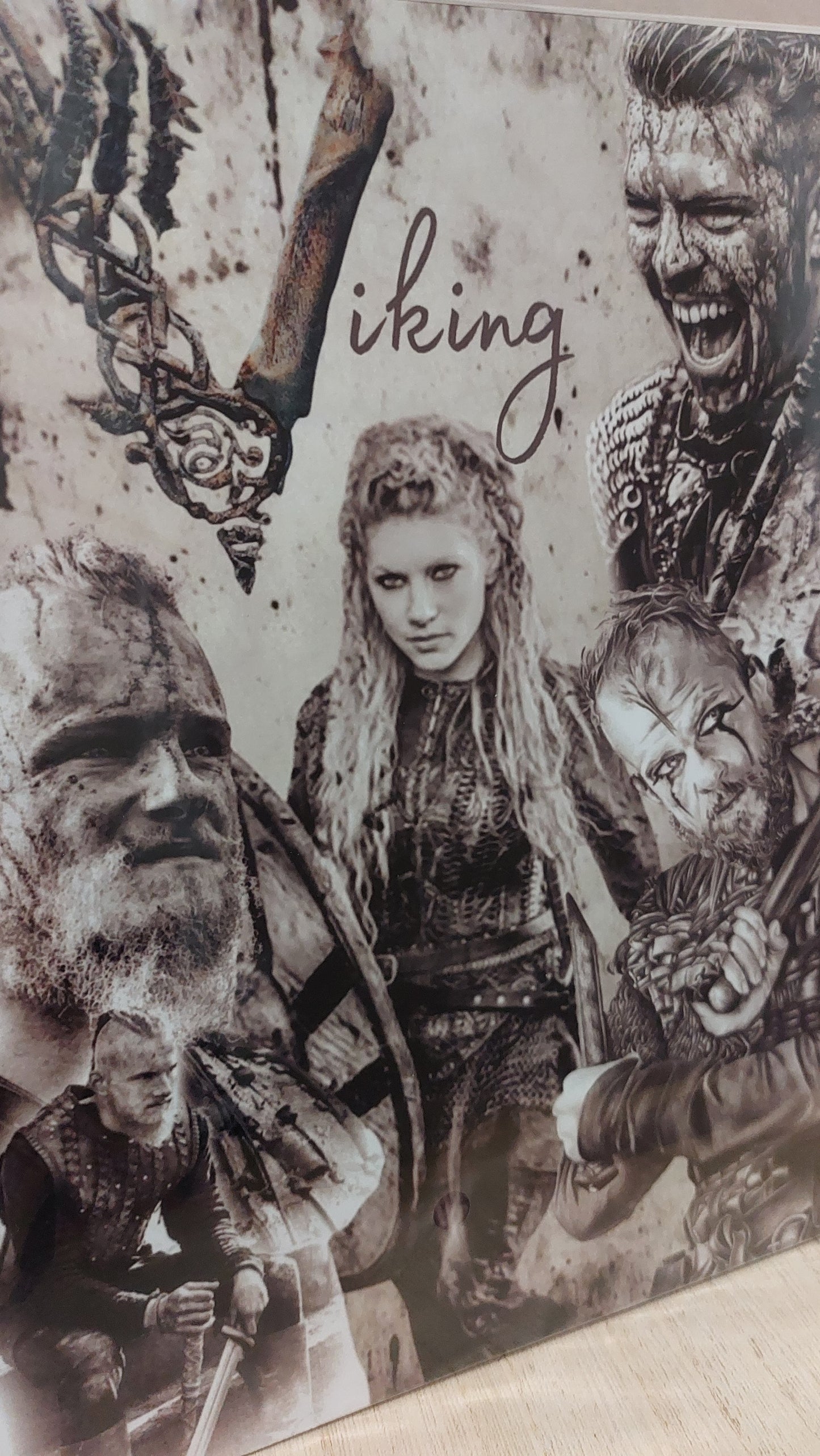 Plaque décorative en métal – Guerriers nordiques & saga héroïque