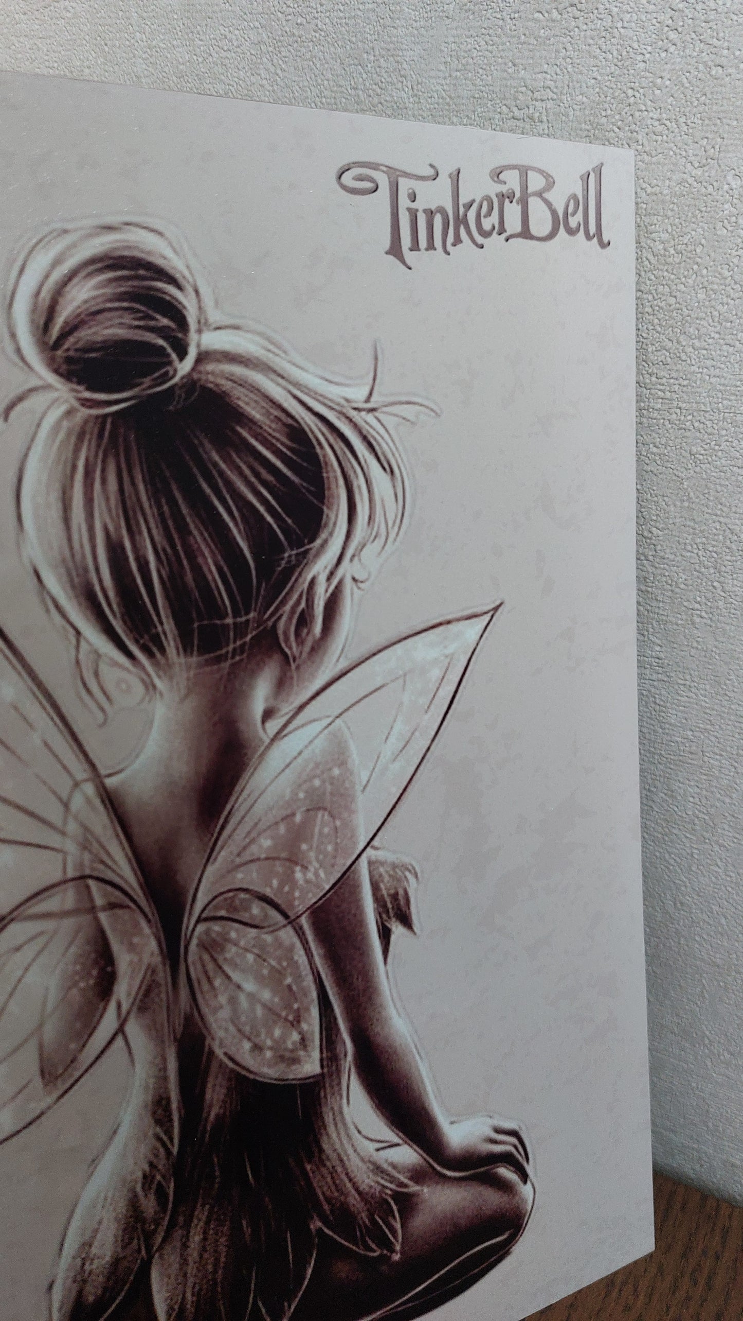Plaque décorative en métal – Fée rêveuse dessin artistique