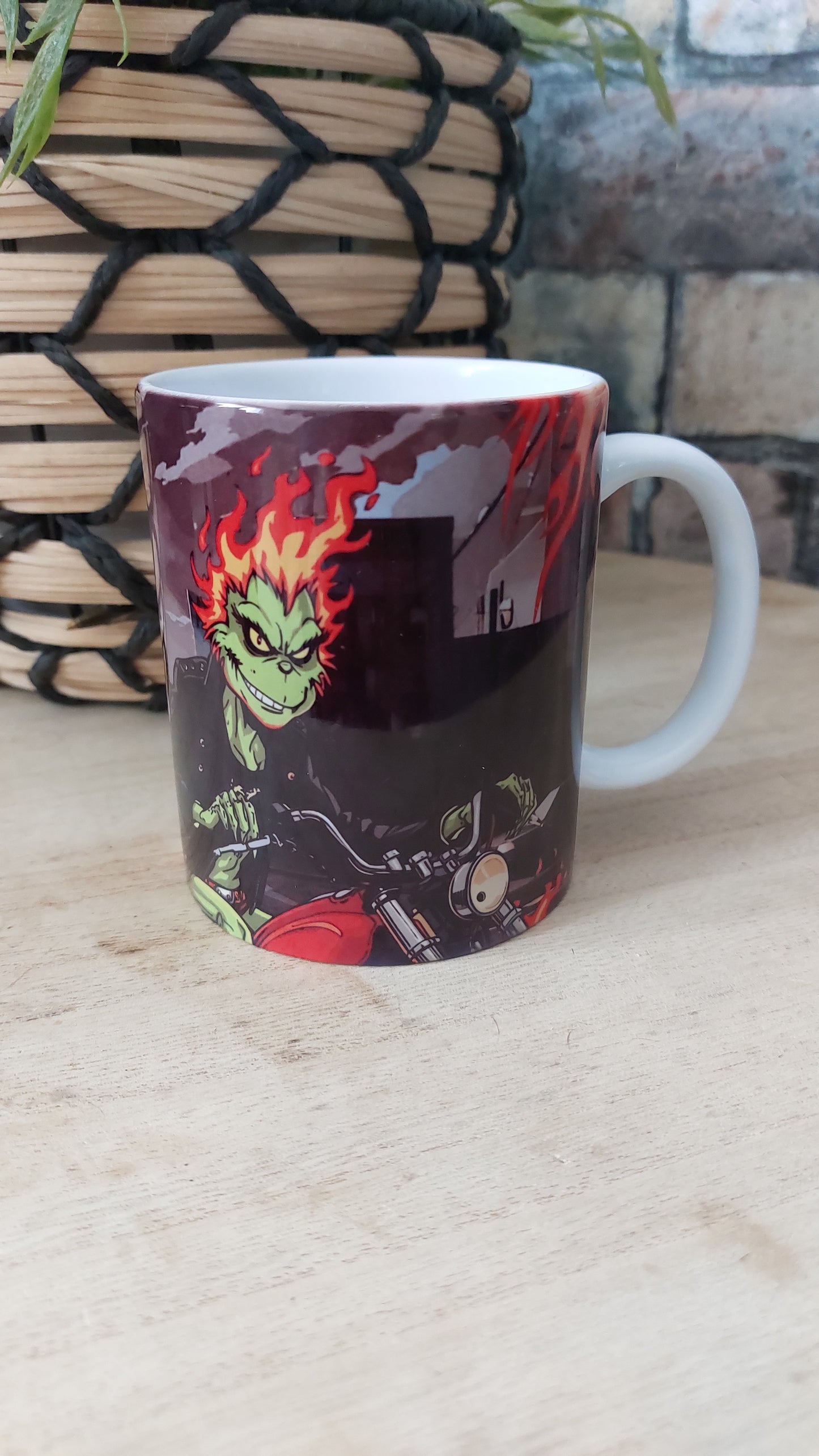 Mug Original – Personnage Vert Version Biker Infernal – Style Dark & Geek