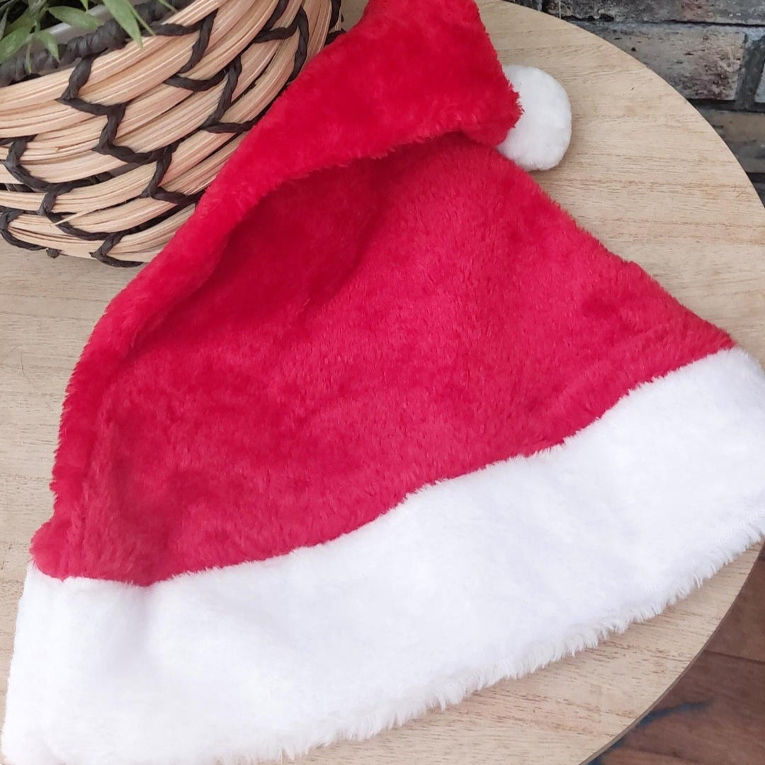 Bonnet de Noël Adulte Personnalisé – Ajout Prénom + Modèle au Choix – Edition Fêtes