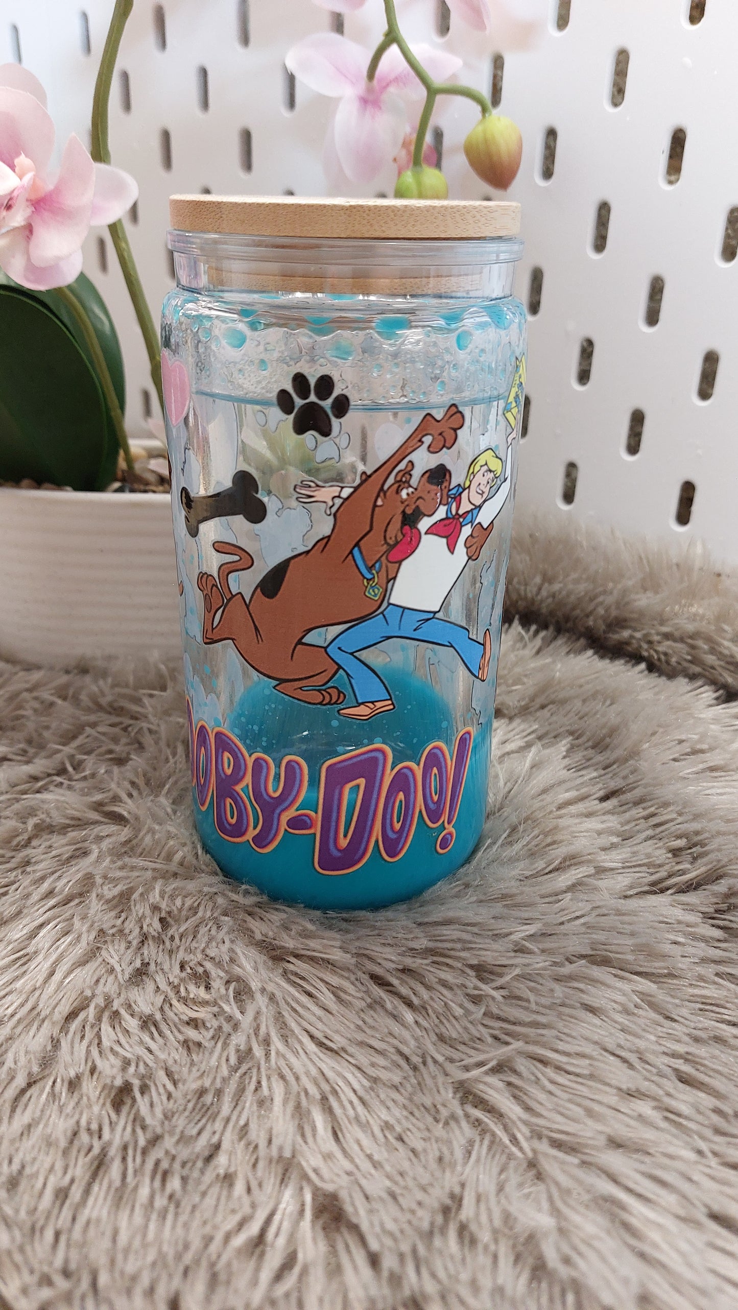 Gobelet double paroi effet lampe à lave bleu – style rétro cartoon